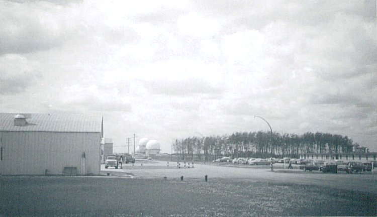 The radar site looking west from the main road going by the barracks - May 1964